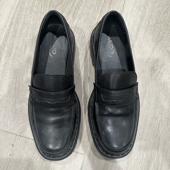 Aldo - black leather clog loafers - women’s 8 - hardly used - Picture 6 of 7